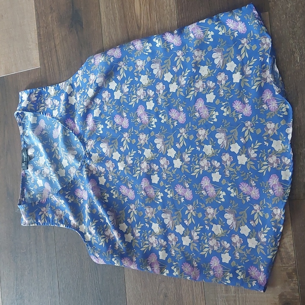 Floral tank